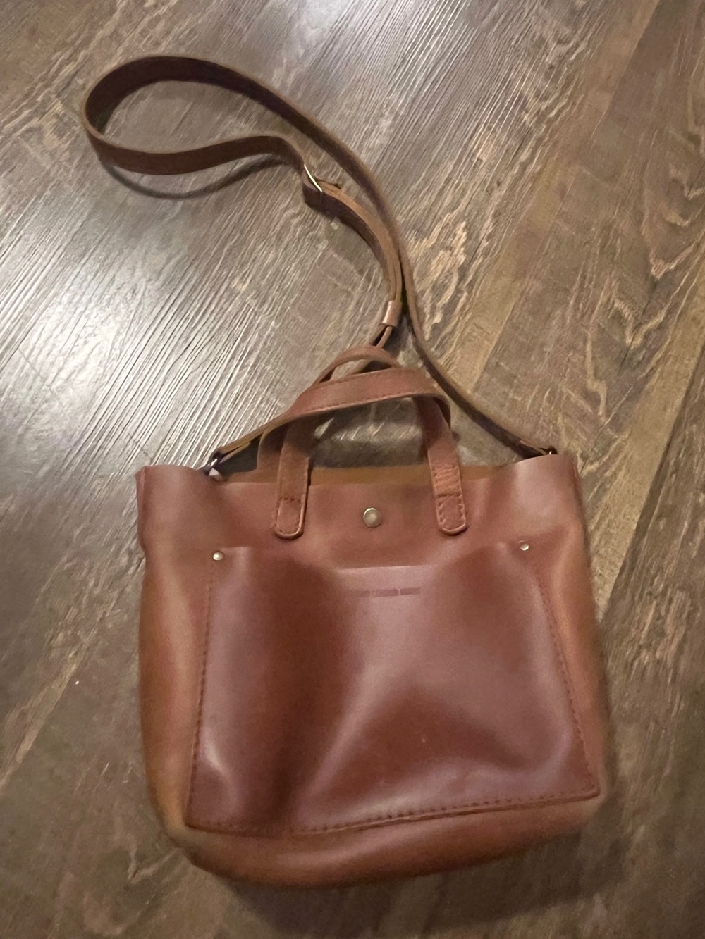 Portland Leather Mini Tote
Honey Tan with adjustable strap - Picture 4 of 16